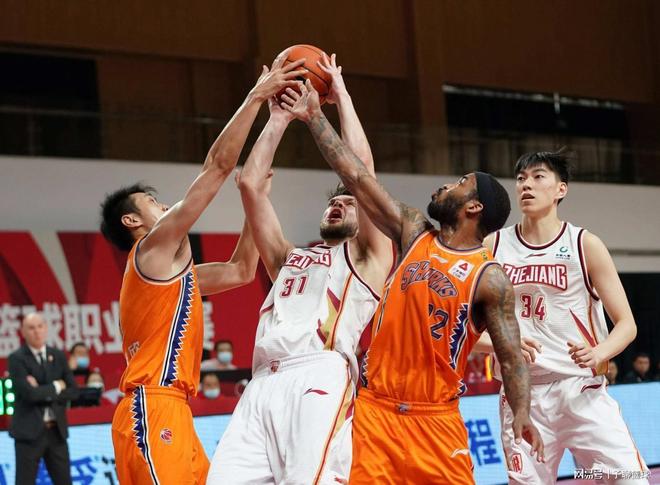 多特几位攻 多特几位攻